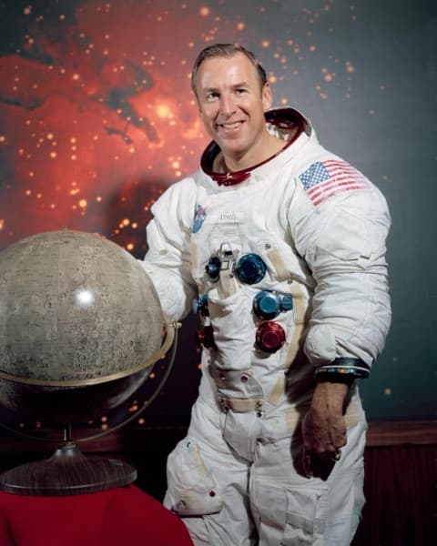 Jim Lovell, Apollo 13 Commander