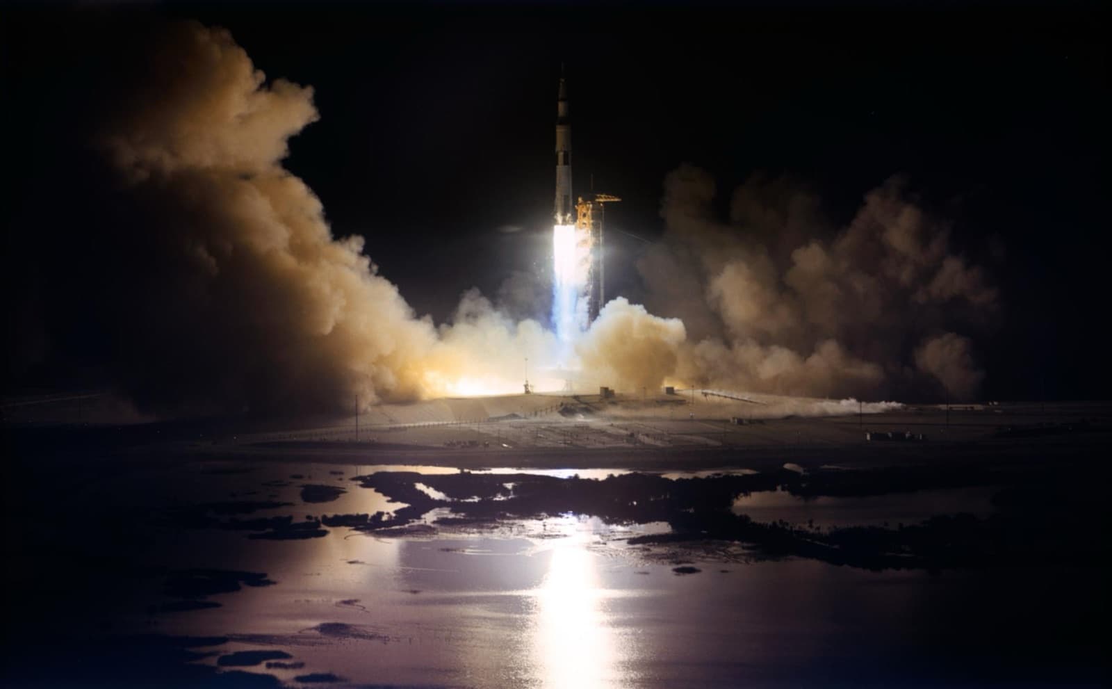 The only Saturn V night launch, December 7, 1972
